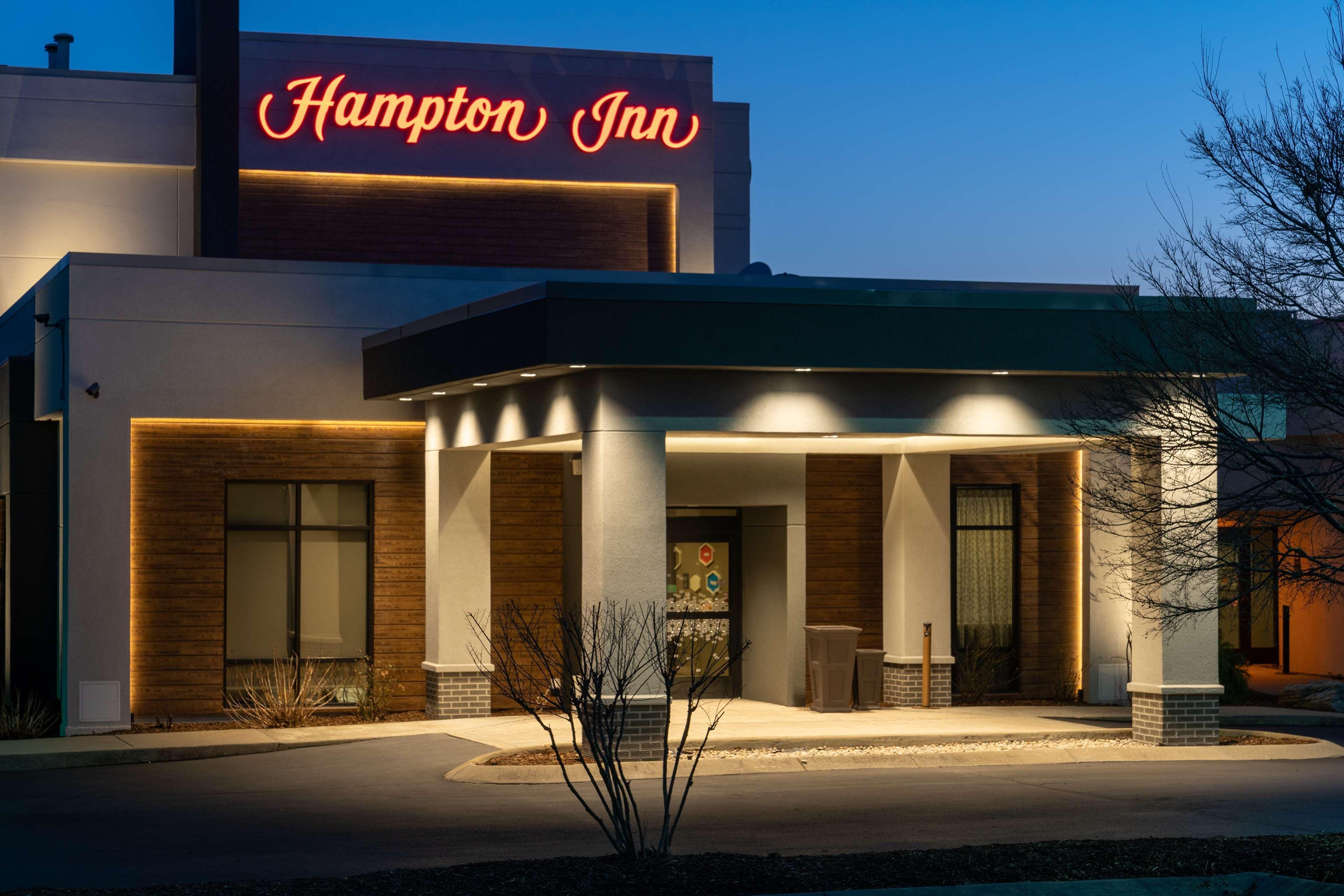 Hampton Inn - Springfield Eksteriør billede